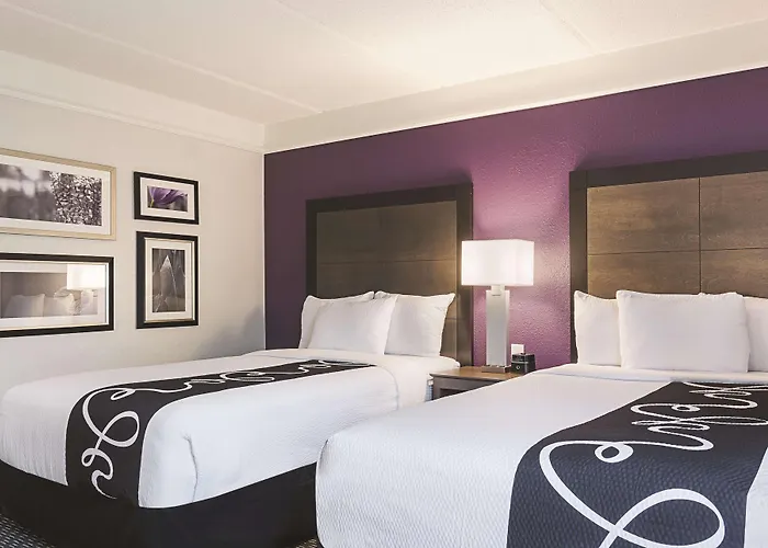 La Quinta By Wyndham Atlanta Perimeter Medical