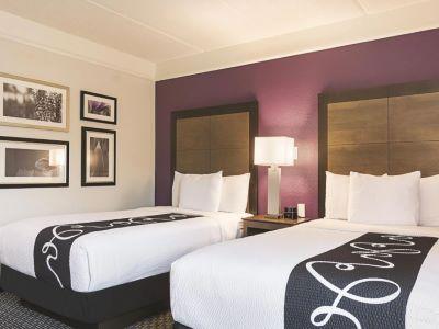 La Quinta By Wyndham Atlanta Perimeter Medical Hotel