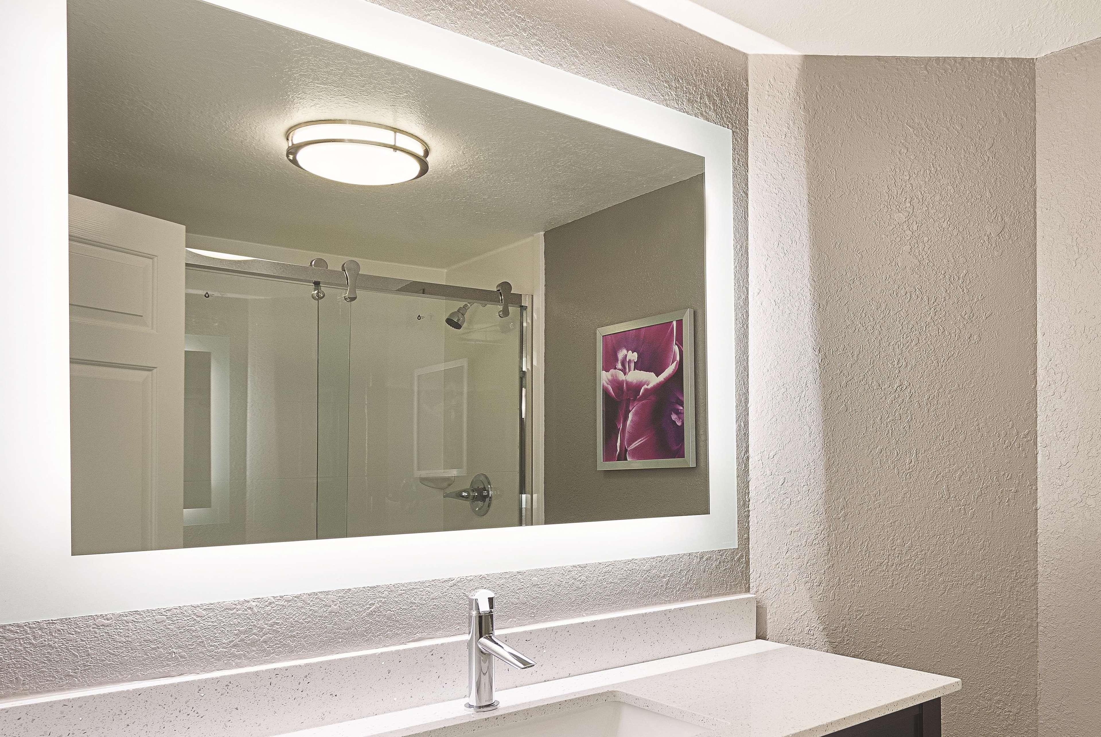 La Quinta By Wyndham Atlanta Perimeter Medical