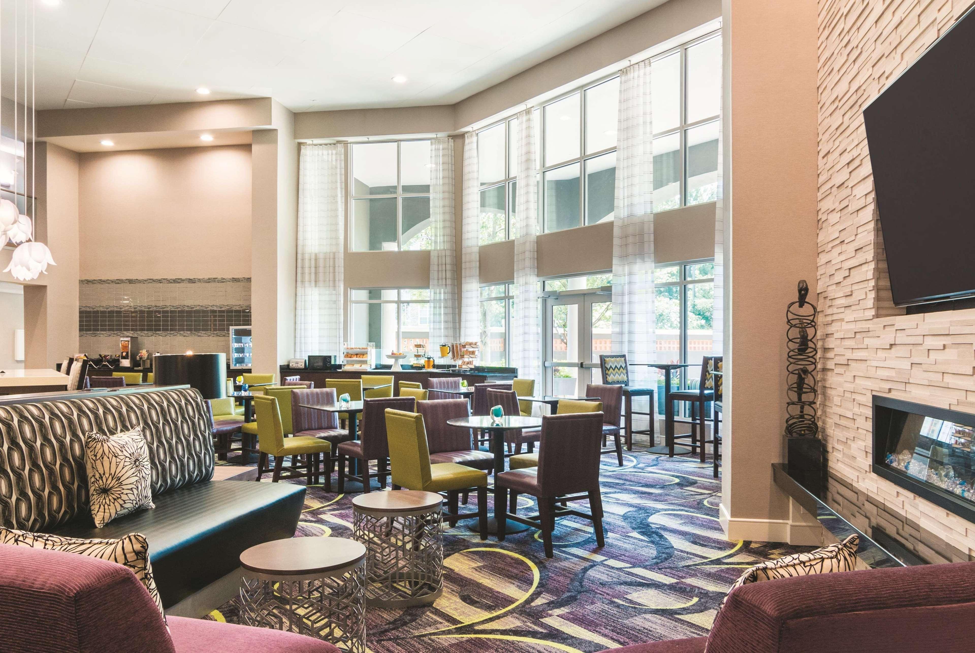 Hotel La Quinta By Wyndham Atlanta Perimeter Medical