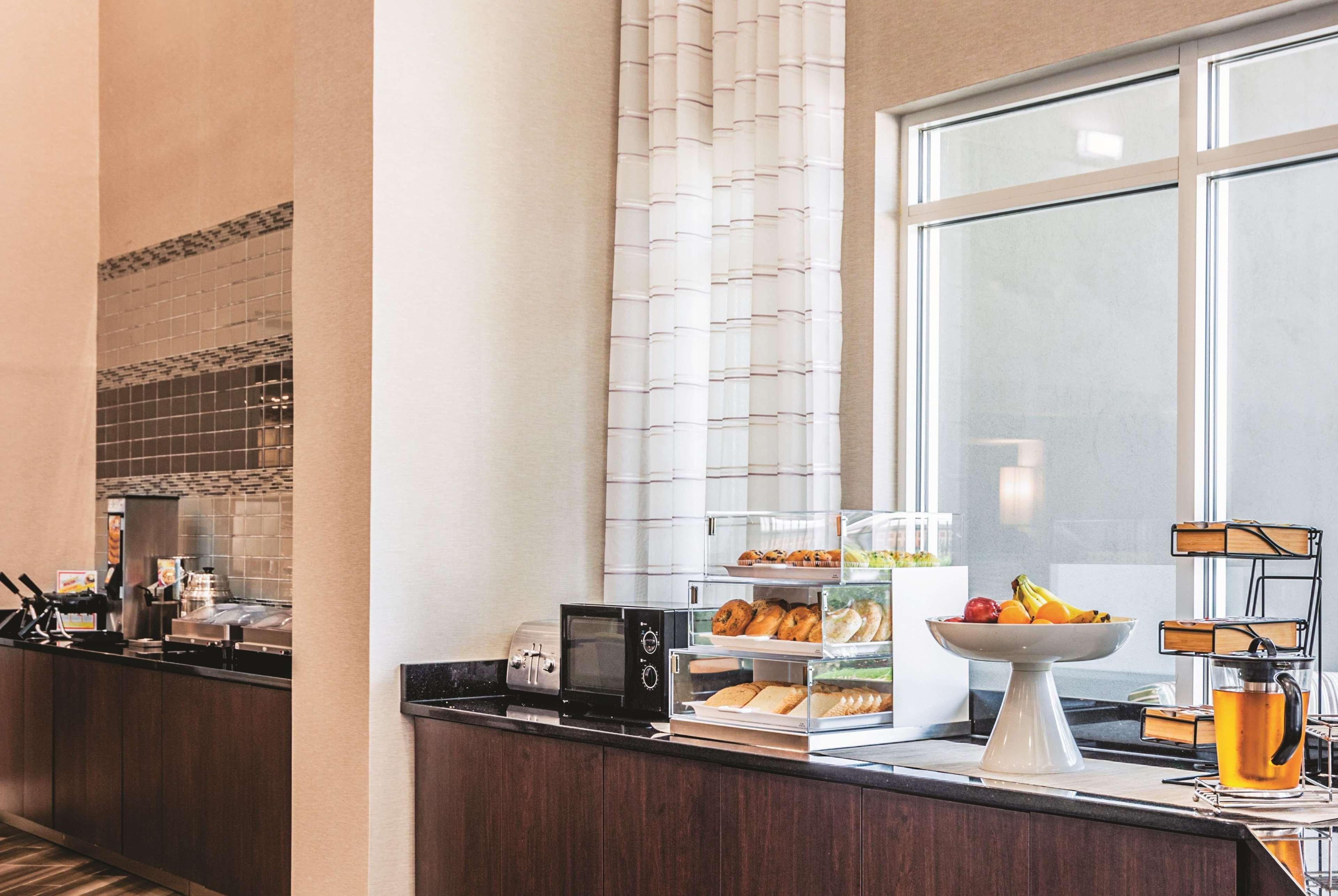 Hotel La Quinta By Wyndham Atlanta Perimeter Medical
