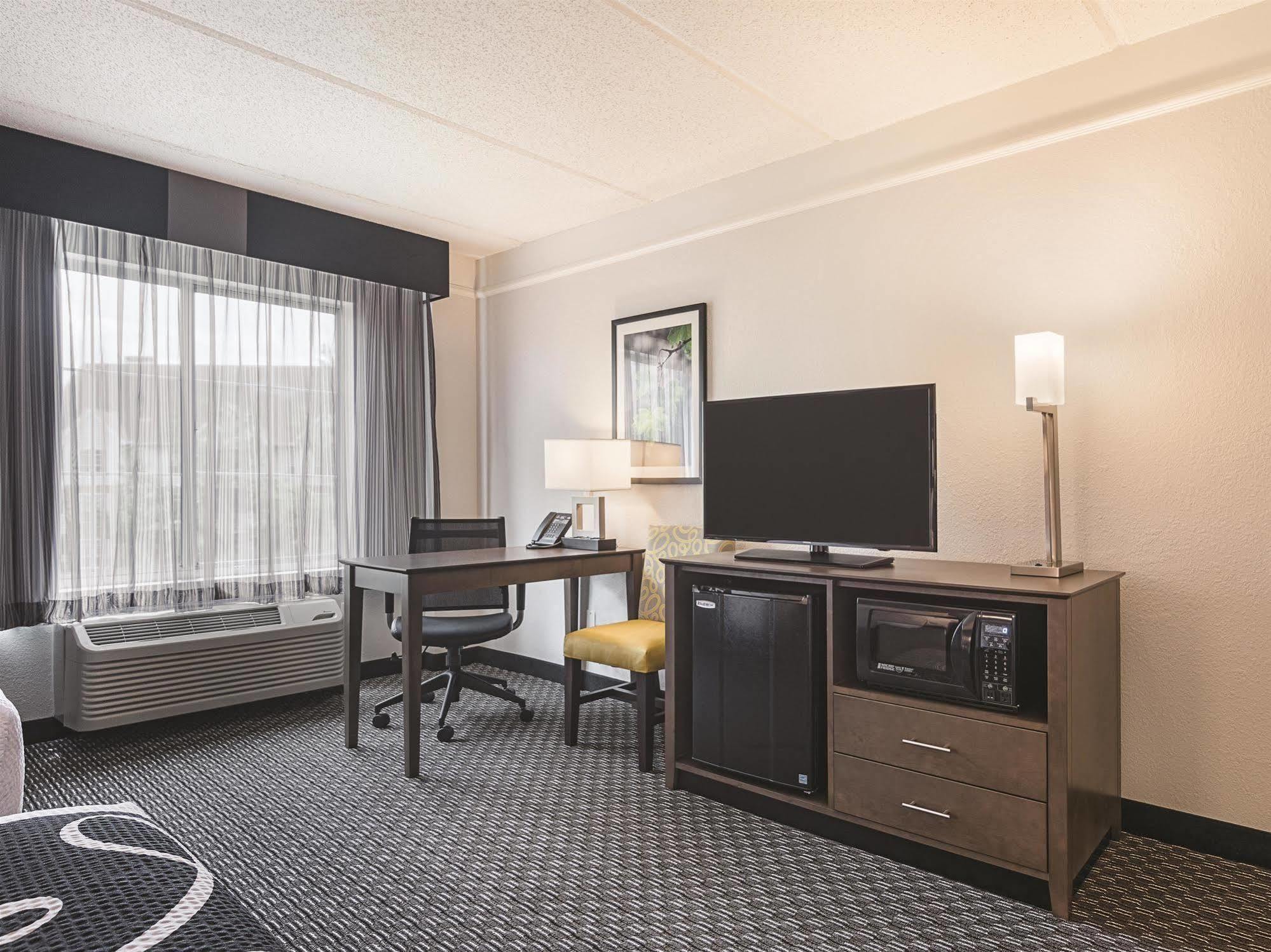 La Quinta By Wyndham Atlanta Perimeter Medical Sandy Springs